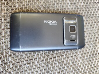 Nokia N8 - 5