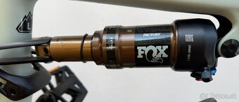 Celoodpružený karbónový bicykel Specialized EPIC EVO Pro - 5