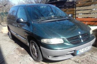 Chrysler Voyager - 5