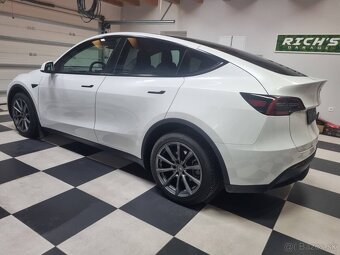 Tesla model Y AWD Long Range - 5