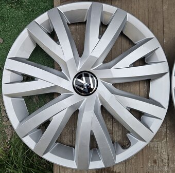 Atraktívne, originálne puklice VW - rozmer R16 - 5