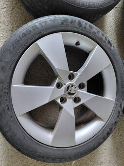 17" Skoda Octavia 225/45R17 - 5