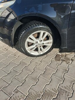 Toyota Avensis 2.0 93kw 2010 - 5