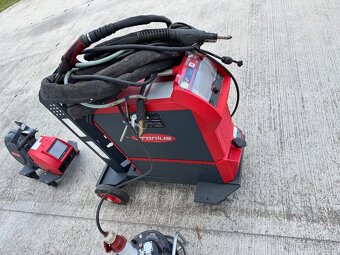 Zváračka Fronius TPS 320i s Chladičom a Podávačom drótu - 5