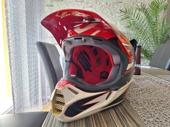 Predám motokrosovu prilbu FOX V3 Pilot - 5