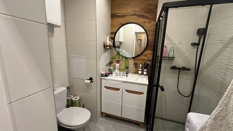 Praktický 2,5-izbový byt s dvoma balkónmi po kompletnej reko - 5