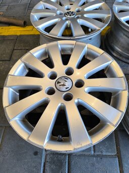 5X112 R16 VW alu disky - 5