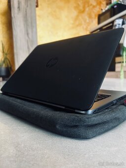 HP EliteBook - 5