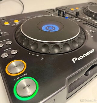 Pioneer CDJ 1000 - 5