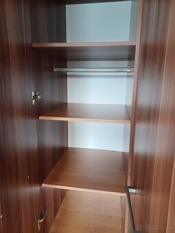 Veľká šatníková skriňa - 5