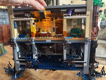 Lego Stranger Things 75810 - 5