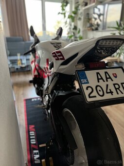 Honda CBR 1000RR fireblade - 5
