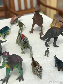 Figúrky dinosaurov - 5