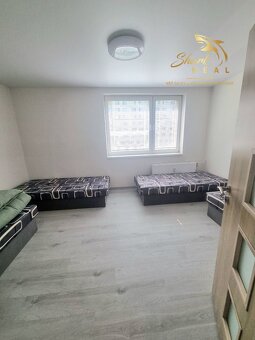 Na predaj zrekonštruovaný 3-izbový byt IHNEĎ K NASŤAHOV - 5