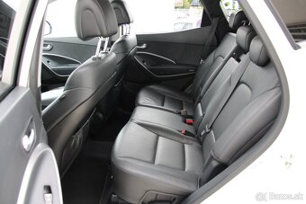 HYUNDAI Santa Fe Elegance 2,2 CRDi 145 kW A/T6 - 5