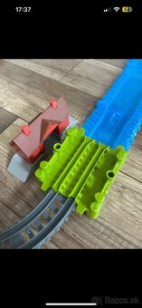 Draha s lodkou + motorizovany vlacik Nia - 5