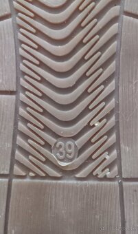 Dámske kožené zimné topánky Bruno Banani 39 - 5