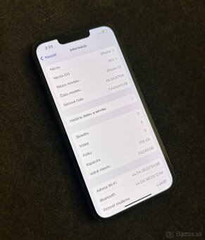 iPhone 13 256GB midnight - 100% batéria - 5