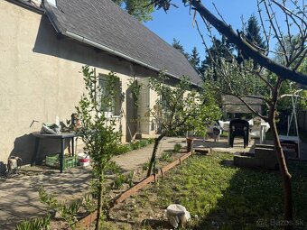 NA PREDAJ celoročná chata – Sekule (Šutrovňa) - 5