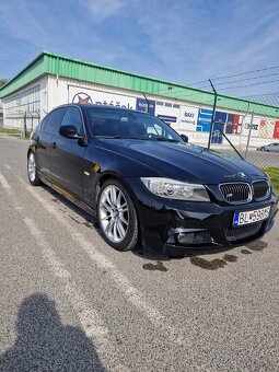 Predám e90 335i 450ps - 5