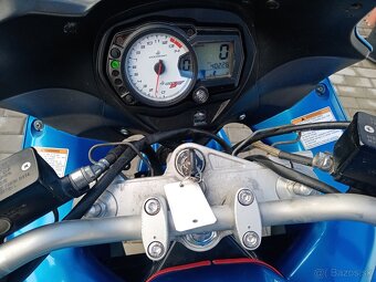 Suzuki gsx650f - 5