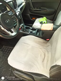 KIA SPORTAGE - 5