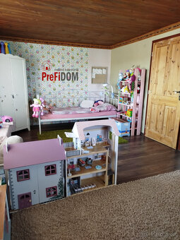 PREDAJ priestranný 5 izbový rodinný dom v obci Komjatice. - 5