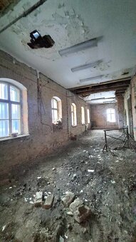 Predáme budovu na podnikateľský účel centrum Vrútky - 5