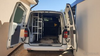 Volkswagen Transporter T5 - 5