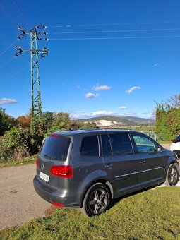 Predám Volkswagen Touran 1,4 TSI Highline - 5
