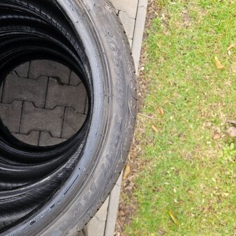 205/40 r17 pirelli - 5