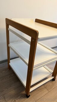 QUAX dreveny prebalovaci pult - 5