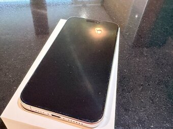 Apple iPhone 15 Pro Max 1TB, Natural Titanium - 5