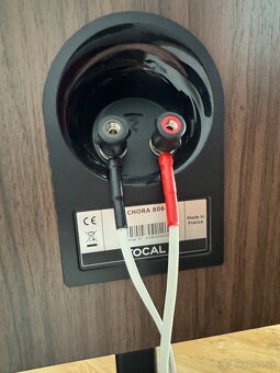 Focal Chora 806 Magnat MR750 - 5