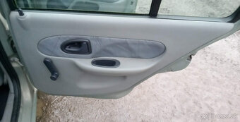 Renault Clio 1,2i 55kw - 5