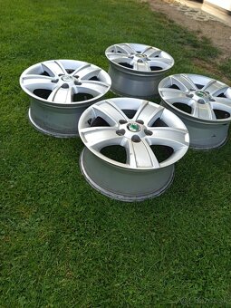 R15 5x112 - 5