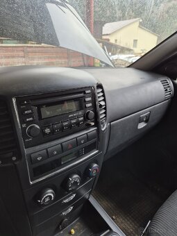 Kia sorento 2.5 crdi 125 kw predam diely - 5