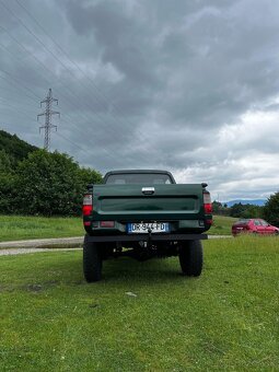 Toyota Hilux - 5