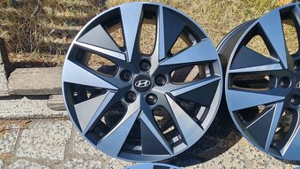 5x114,3 R18 --- HYUNDAI TUCSON , SANTA FE - 5