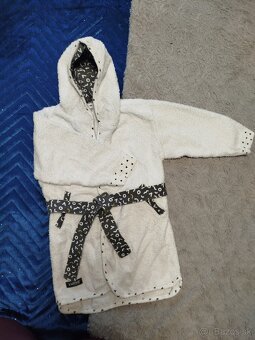 Predám balík na kúpanie -plavky, župan , pončo - 5