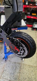Elektrická kolobežka Kukirin G2 Ultra nová - 5