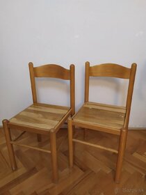 Stôl a dve stoličky - 5