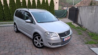 Volkswagen Touran 2.0 TDI Xenon - 5