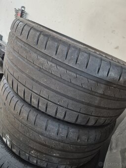 Michelin 235/35 R19 - 5