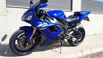 Yamaha YZF-R1 RN09 - 5