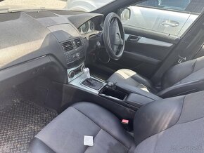 Rozpredam Mercedes C 220cdi AMG paket - 5