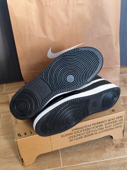 Nike court Vision size 45 - 5