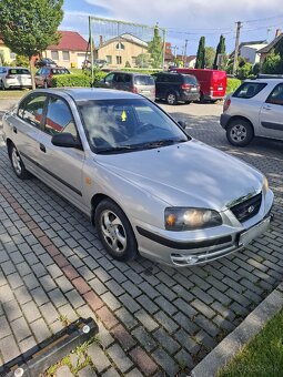 Hyundai Elantra 1,6 benzín - 5