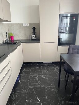 Na prenájom moderne zrekonštruovaný 1 izbový byt - 5