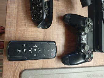 Predám PS4 slim 500GB - 5